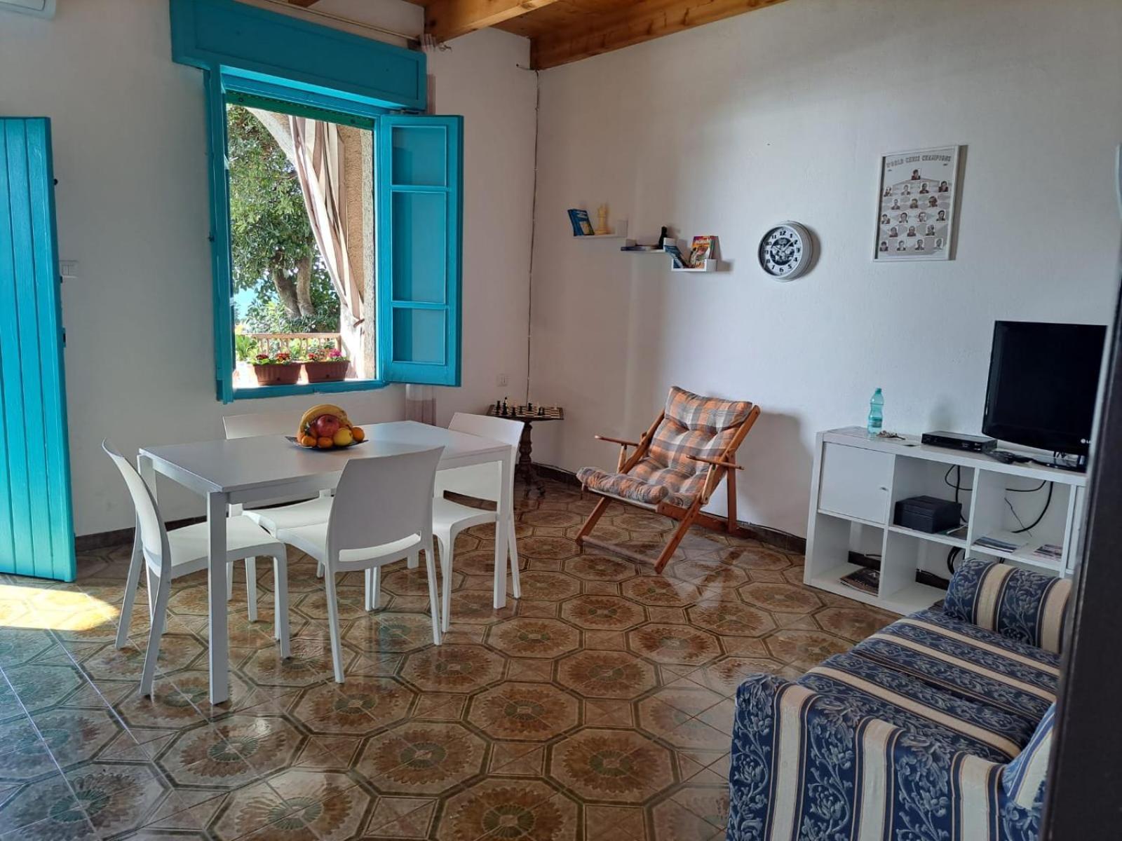 Lungomare Chess Apartment S'archittu Bagian luar foto